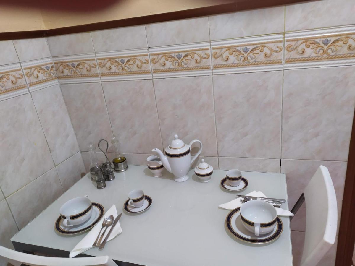Habitacion Maravillosa En Apartamento Compartido Madrid Centro Екстериор снимка
